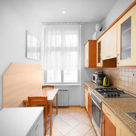 Apartman Saturn *